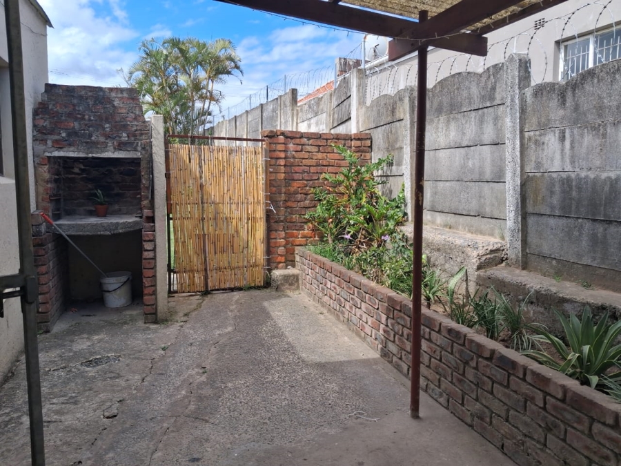 To Let 3 Bedroom Property for Rent in Chiselhurst Eastern Cape